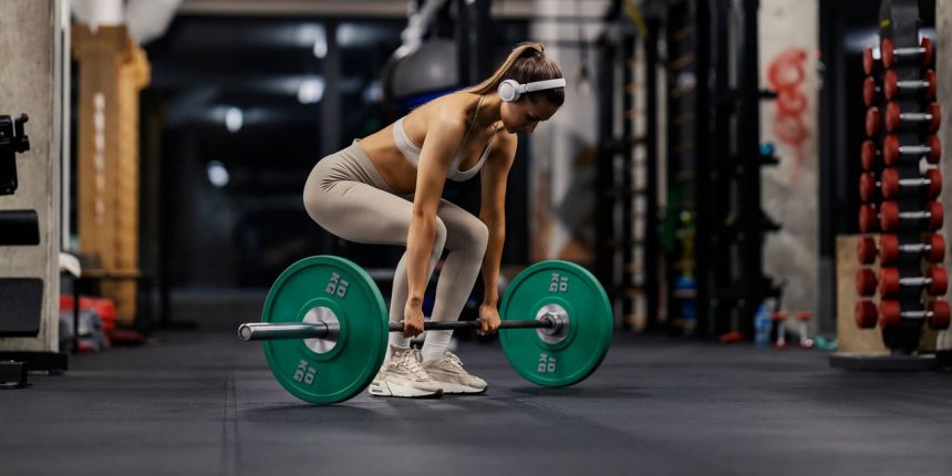what’s-better-for-your-butt:-squats-or-deadlifts?